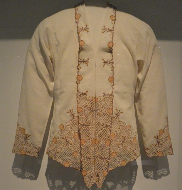 kebaya nyonya Peranakan